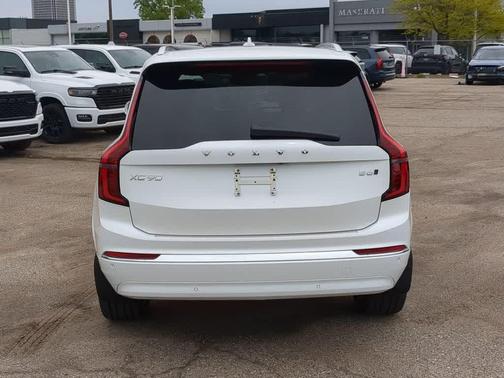 Crystal White Pearl 2026 Volvo XC90 Plus, B6 AWD Gas (mild hybrid), Gasoline, Bright, 7 Seats