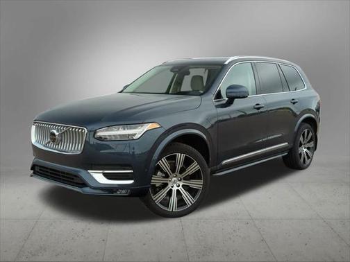 2025 Volvo XC90 B6 Ultra