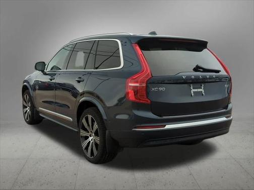 2025 Volvo XC90 B6 Ultra