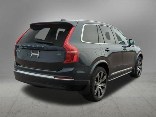 2025 Volvo XC90 B6 Ultra
