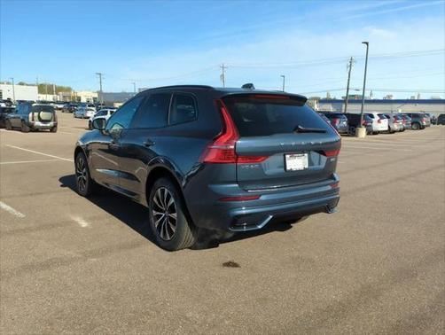 2025 Volvo XC60 B5 Core