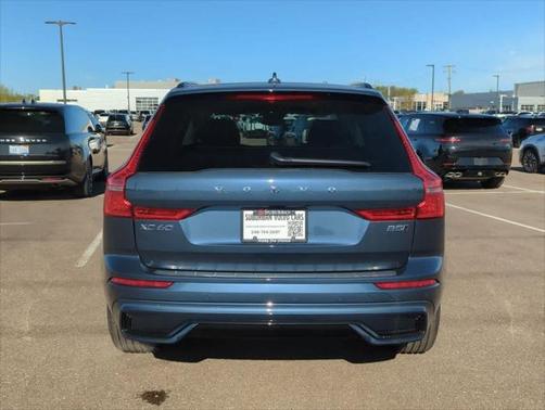 2025 Volvo XC60 B5 Core