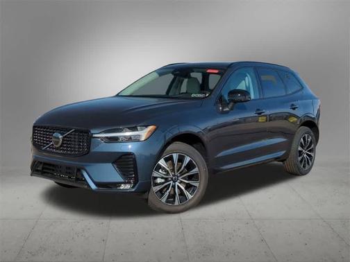 2025 Volvo XC60 B5 Core