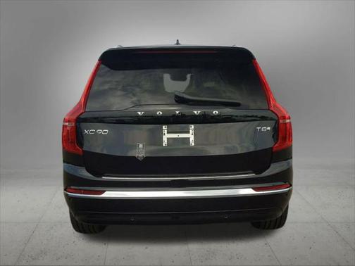 2025 Volvo XC90 Plug-In Hybrid T8 Plus 6-Seater