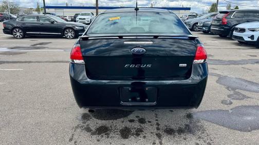 2010 Ford Focus SES