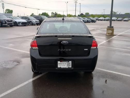 2010 Ford Focus SES