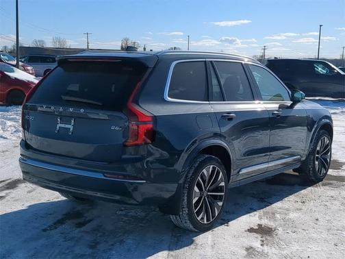 2026 Volvo XC90 Ultra, B6 AWD Gas (mild hybrid), Gasoline, Bright, 7 Seats