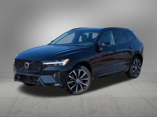 Onyx Black Metallic 2025 Volvo XC60 B5 Ultra