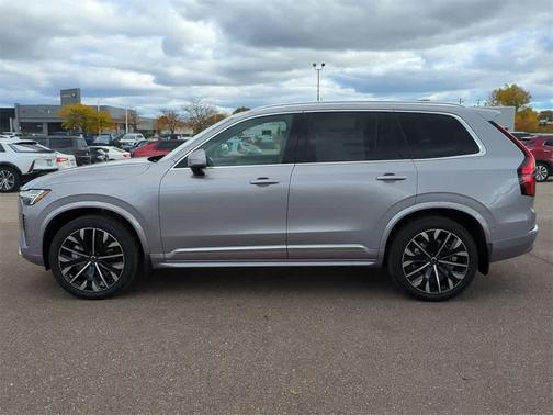 2026 Volvo XC90 B6 Plus 6-Seater