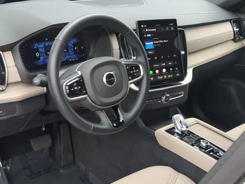 2026 Volvo XC90 B6 Plus 7-Seater