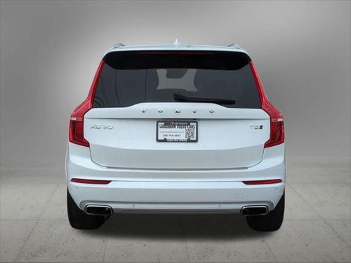 2021 Volvo XC90 T5 Momentum