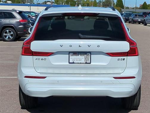 2023 Volvo XC60 B5 Core
