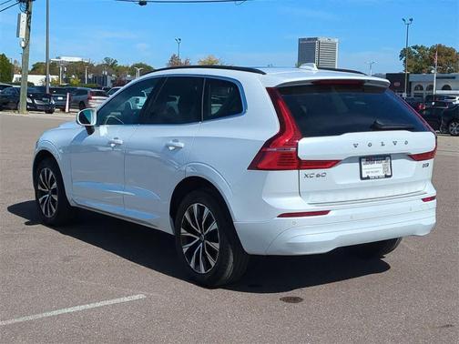 2023 Volvo XC60 B5 Core