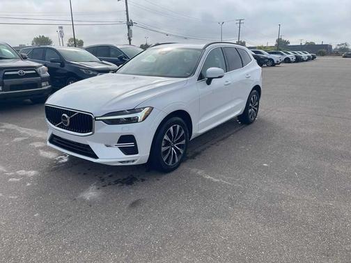 2023 Volvo XC60 B5 Core