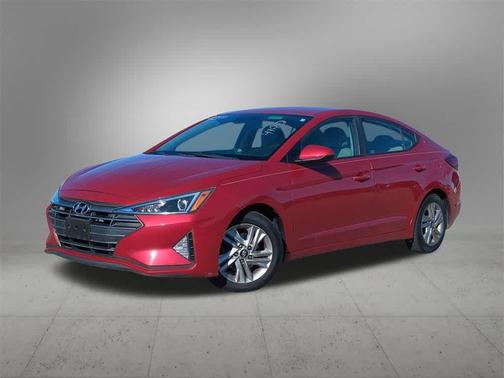2019 Hyundai ELANTRA SEL