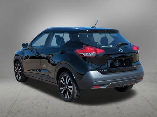2019 Nissan Kicks SV