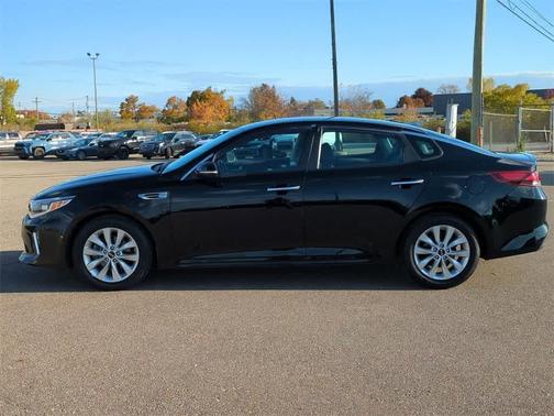 2018 Kia Optima S