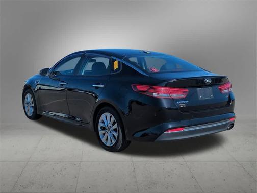 2018 Kia Optima S