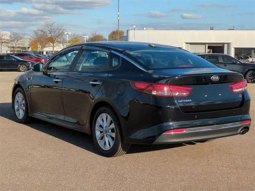 2018 Kia Optima S