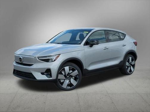 2024 Volvo C40 Recharge Pure Electric Twin Plus