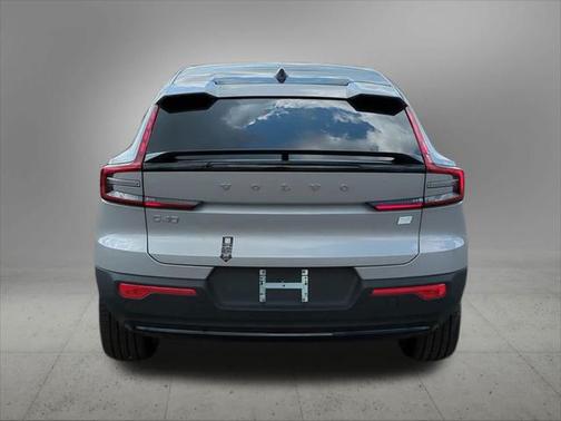 2024 Volvo C40 Recharge Pure Electric Twin Plus