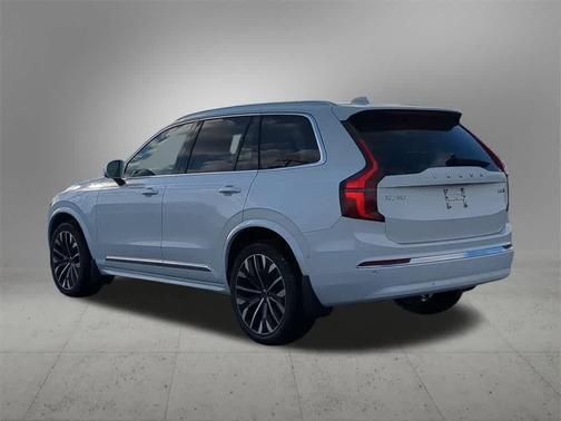 2026 Volvo XC90 B6 Ultra 7-Seater