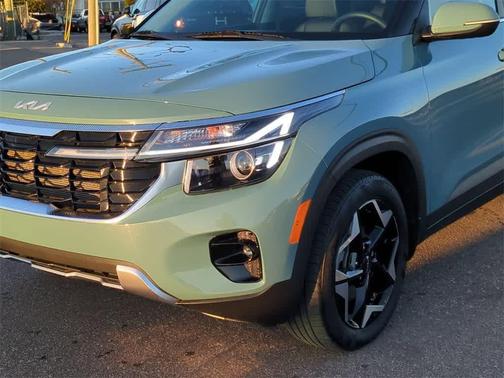 2024 Kia Seltos EX