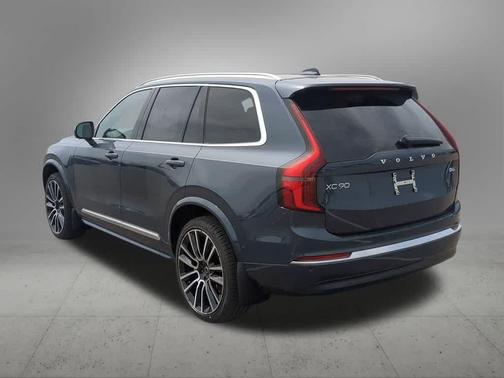 Denim Blue Metallic 2026 Volvo XC90 Plus, B6 AWD Gas (mild hybrid), Gasoline, Bright, 6 Seats