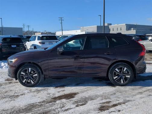 2026 Volvo XC60 B5 Plus