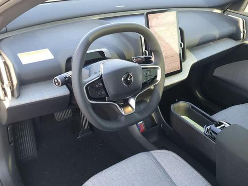 2025 Volvo EX30 Ultra Twin Motor Performance, Fully electric