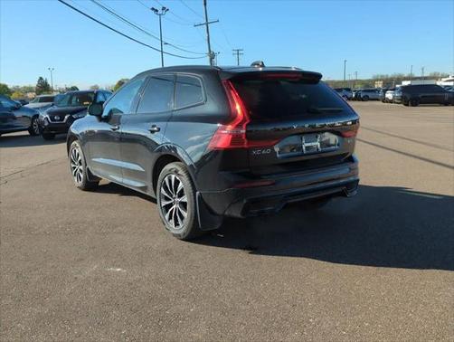 2025 Volvo XC60 B5 Core