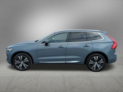 2022 Volvo XC60 B5 Inscription