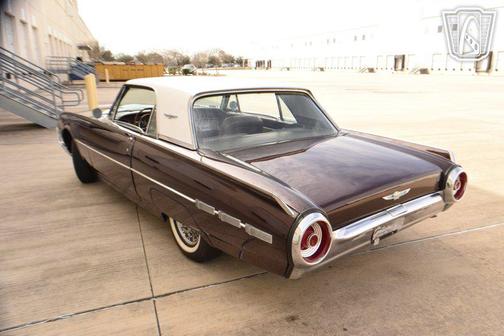 1962 Ford Thunderbird Base