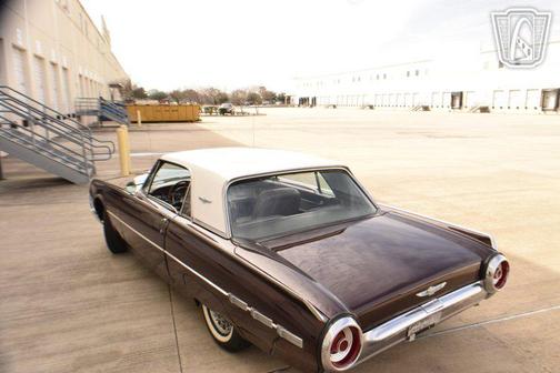 1962 Ford Thunderbird Base