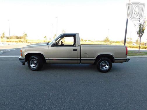 1988 Chevrolet Pickup Truck Base