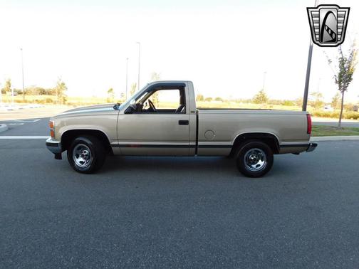 1988 Chevrolet Pickup Truck Base