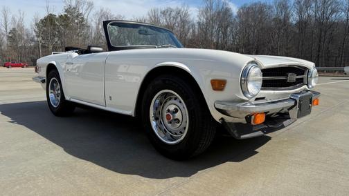 1976 Triumph TR6 Base