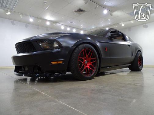 2011 Ford Mustang GT Premium