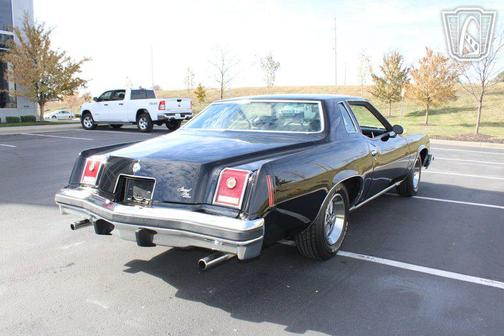 1977 Pontiac Grand Prix Base