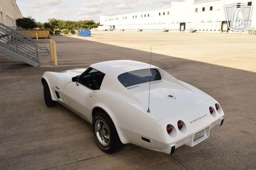 1975 Chevrolet Corvette Base