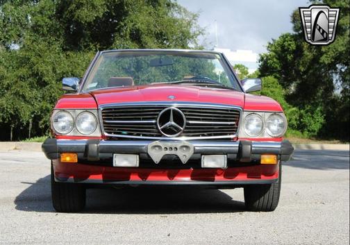 1987 Mercedes-Benz 560SL
