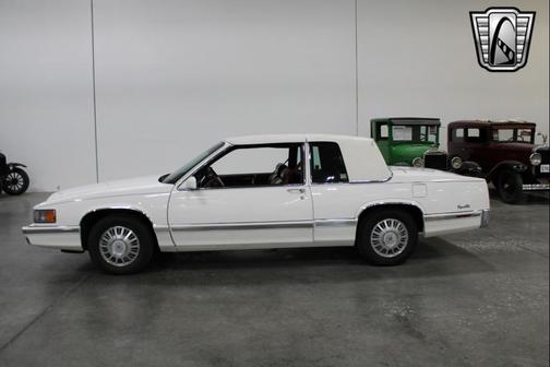 1992 Cadillac DeVille Base