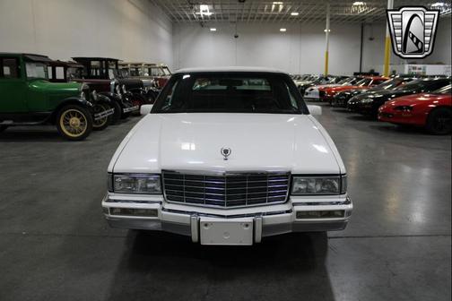 1992 Cadillac DeVille Base