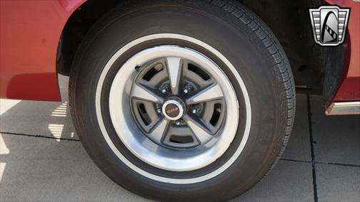 1974 Pontiac Grand Prix Base