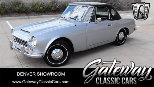 Photo 1 of 99 of 1969 Datsun 1600 Roadster