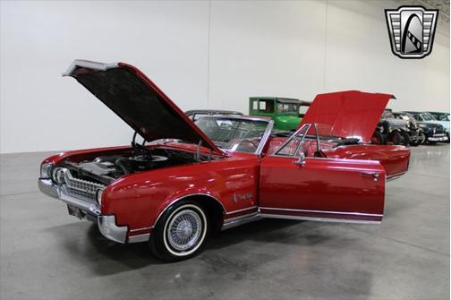 1966 Oldsmobile 98 Base