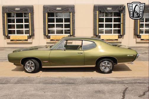 1968 Pontiac GTO 