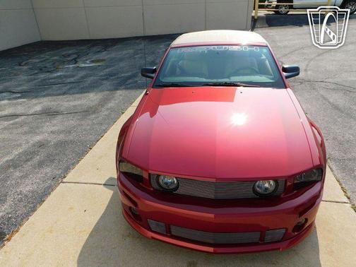 2005 Ford Mustang GT Premium