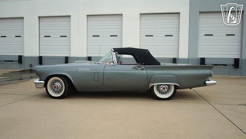1957 Ford Thunderbird Base