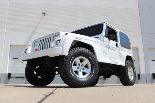White 1991 Jeep Wrangler Renegade